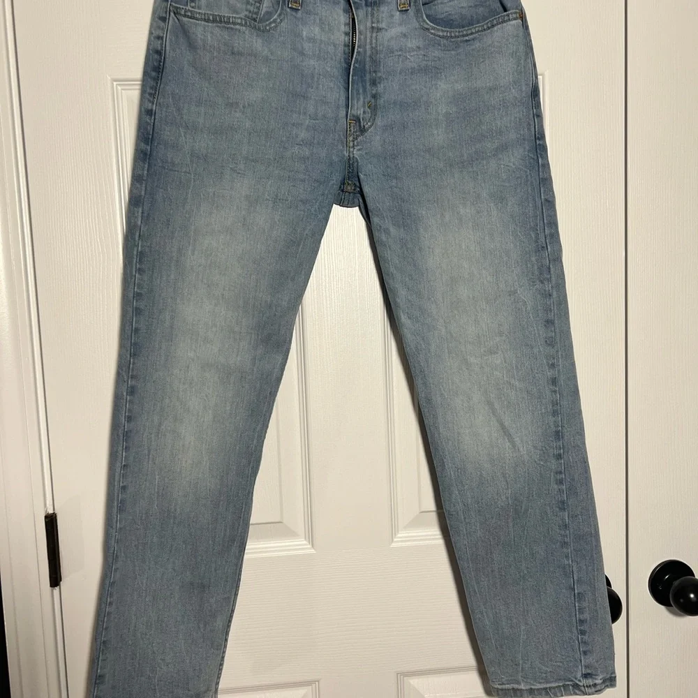 Levi’s 502 Men’s Tapered Denim Jeans. EUC - Picture 2 of 6